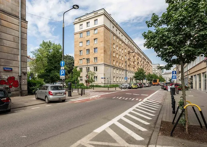 Urban Escape Koszykowa * Warsaw