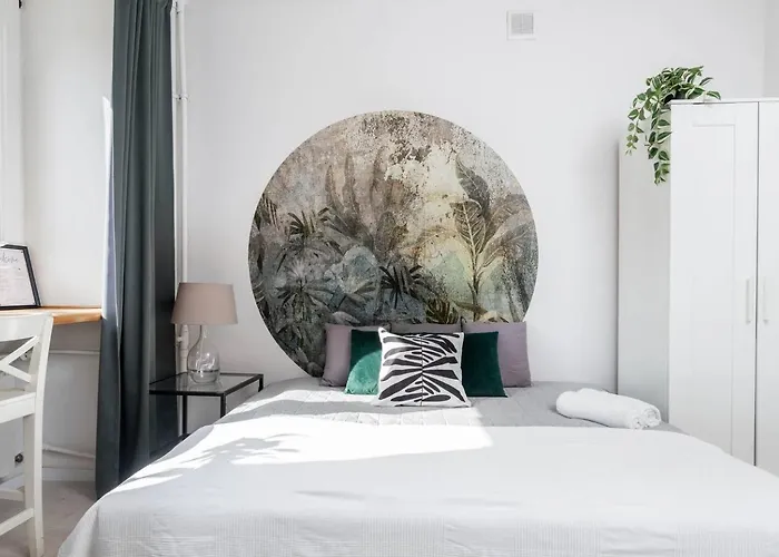 Urban Escape Koszykowa Apartment *