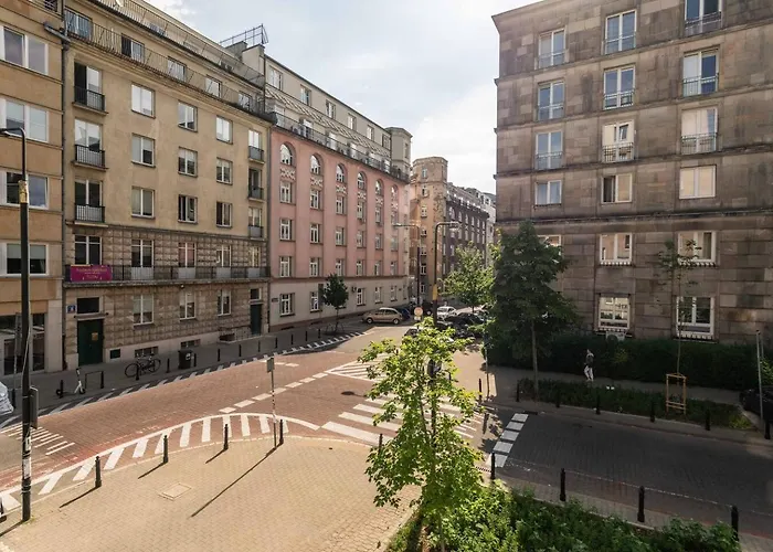 Urban Escape Koszykowa * Warsaw